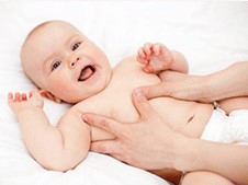 Cara Penggunaan Youbaby Sapu Di Bahagian Dada.jpg